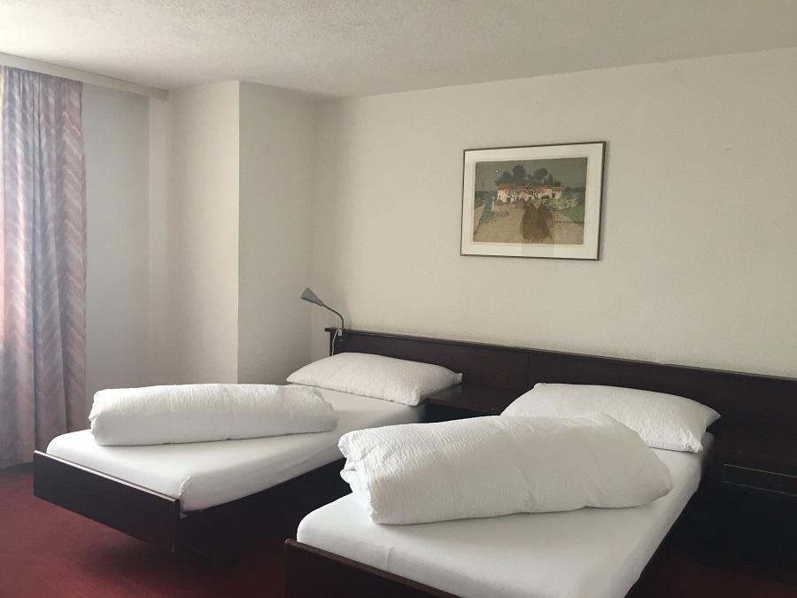 Zur Krummen Eich Hotel Basilea Esterno foto